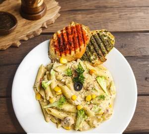 Veg Creamy Cheese  Penne Pasta