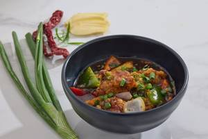 Stir Fried Pepper Ginger Sauce (Non-veg) [Chicken]