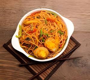 Egg Schezwan Noodles