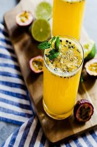 Passion Fruit Mojito