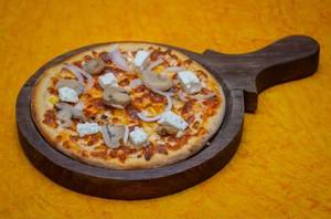 Paneer And Onion Double Veg Pizza