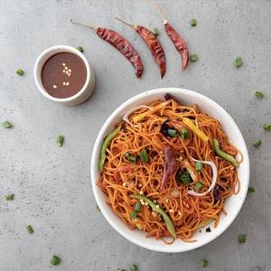 Veg Hakka Noodles