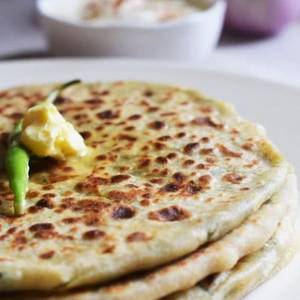 Desi Ghee Aloo Ka Paratha [1 Piece]