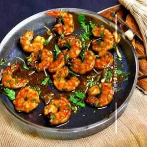 Prawns In Spicy Schezwan Sauce