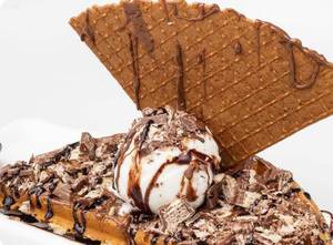 Crumble Kit kat Waffle