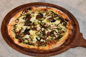 Pesto Queso Panela Pizza