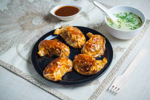 Chicken momo pan fry in bbq sauce