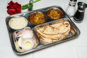 Matka Special Ahuna Handi Mutton Thali