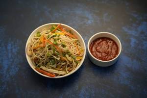 Veg Hakka Noodles