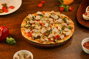 Burnt Garlic Chicken & Two Cheese Pizza