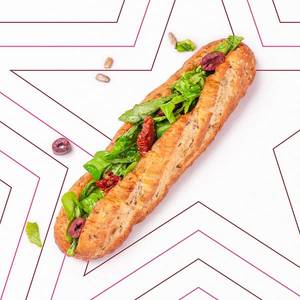 Avocado & Toms Breakfast Baguette