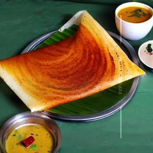 Butter masala dosa