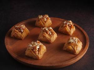 Almond Pyramid