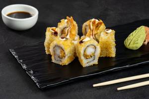Ebi (prawn) Tempura Uramaki (sushi Roll)