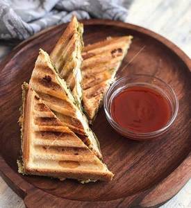 Tandoori Egg Sandwich