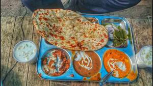 STUFF NAAN THALI