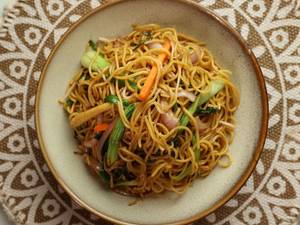Vegetable Yellow Noodles