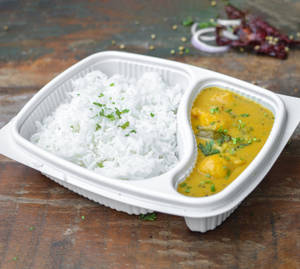 Punjabi Kadi Pakoda