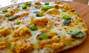 Tandoori Malai Paneer Tikka Pizza