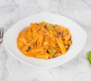 Mixed sauce pasta