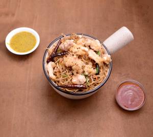 Schezwan Chicken Noodles