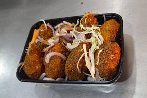 Paneer KFC Momos [8 Pieces]