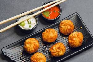 Chicken Fried Momos With Cheese Dip 6pc