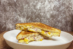 Corn and Cheese Grilled Sandwich (2 pcs)
