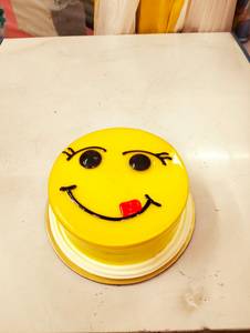 Happy Emoji Cake