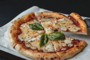 Double Cheese Margherita Pizza [10 Inches]