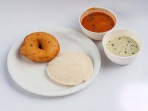 Idli Vada