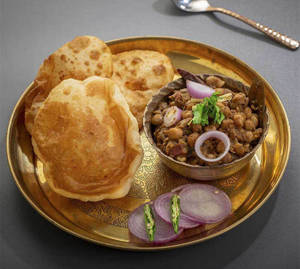 Chola Bhatura
