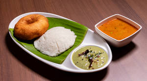 Idly(1 Pc) Vada (1 Pc)