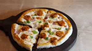 Chicken Tikka Pizza