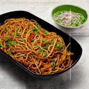 Ginger Onion Noodles Half Veg