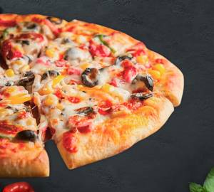 Corn capsicum pizza