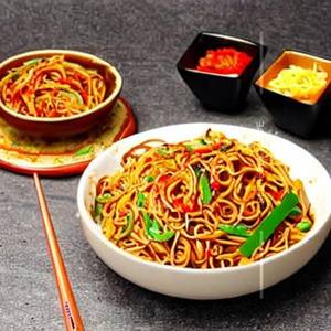 Sichuan Noodles Half Veg
