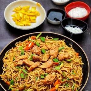 Singapore Chicken Noodles