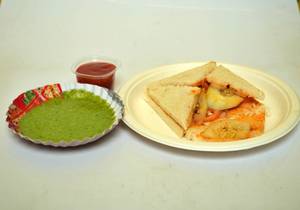 Peri peri veg sandwich