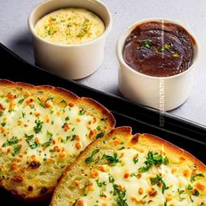 Classic Garlic Bread 
