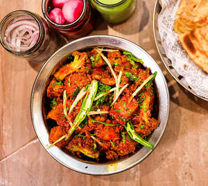 Aloo Gobhi Adaraki