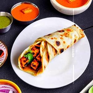 Paneer Tikka Rumali Roll