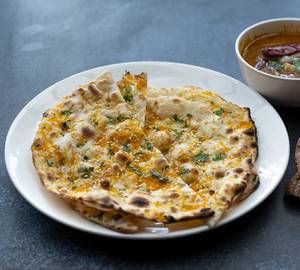 2 butter kulcha with mushroom chettinad