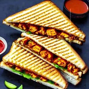 Jain Chilli Paneer Sandwich