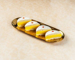 Kesar Sandwich 1 PC