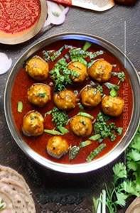 Veg Ball Manchurian (Gravy)