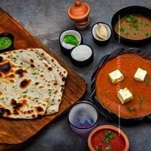 Paneer Pyaj Chur Chur Naan