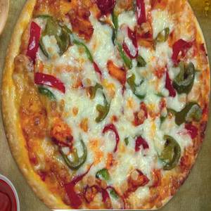 Chicken Schezwan Pizza
