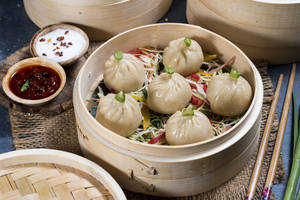 Spicy Mutton Momos (5 Pcs)