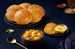 Poori with Aloo Hing Ki Subzi & Dessert Meal [Serves 2]